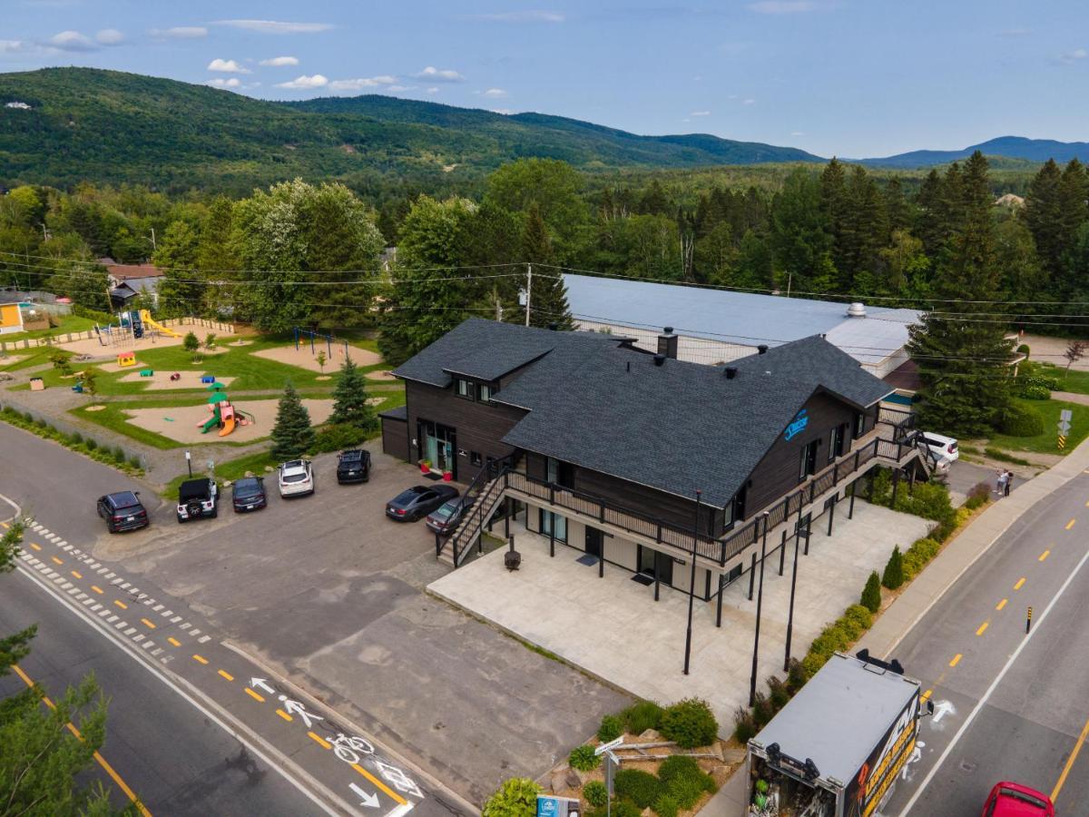 Hotel "Le Suisse" Saint-Donat-de-Montcalm Buitenkant foto