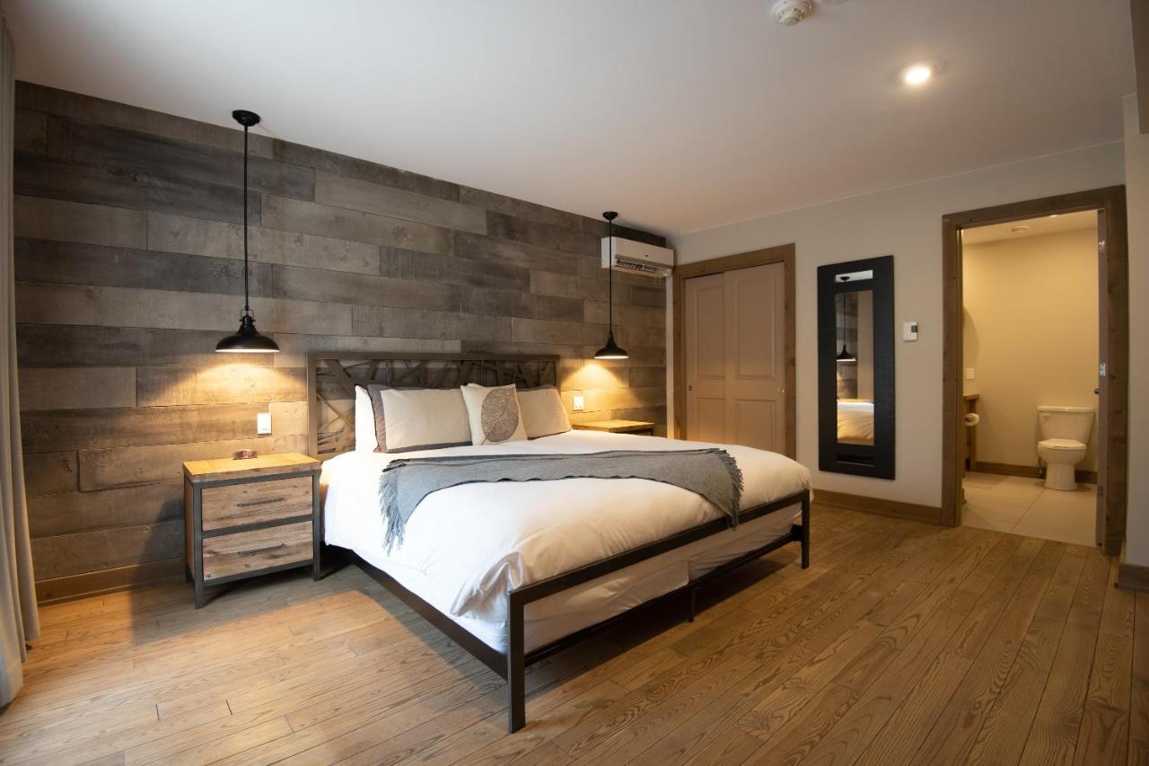 Hotel "Le Suisse" Saint-Donat-de-Montcalm Buitenkant foto